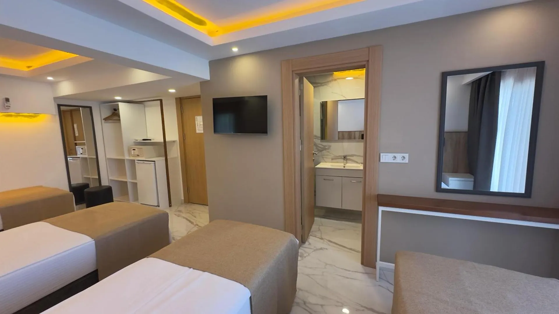 בודרום Loca Centre Hotel 0*,  טורקיה
