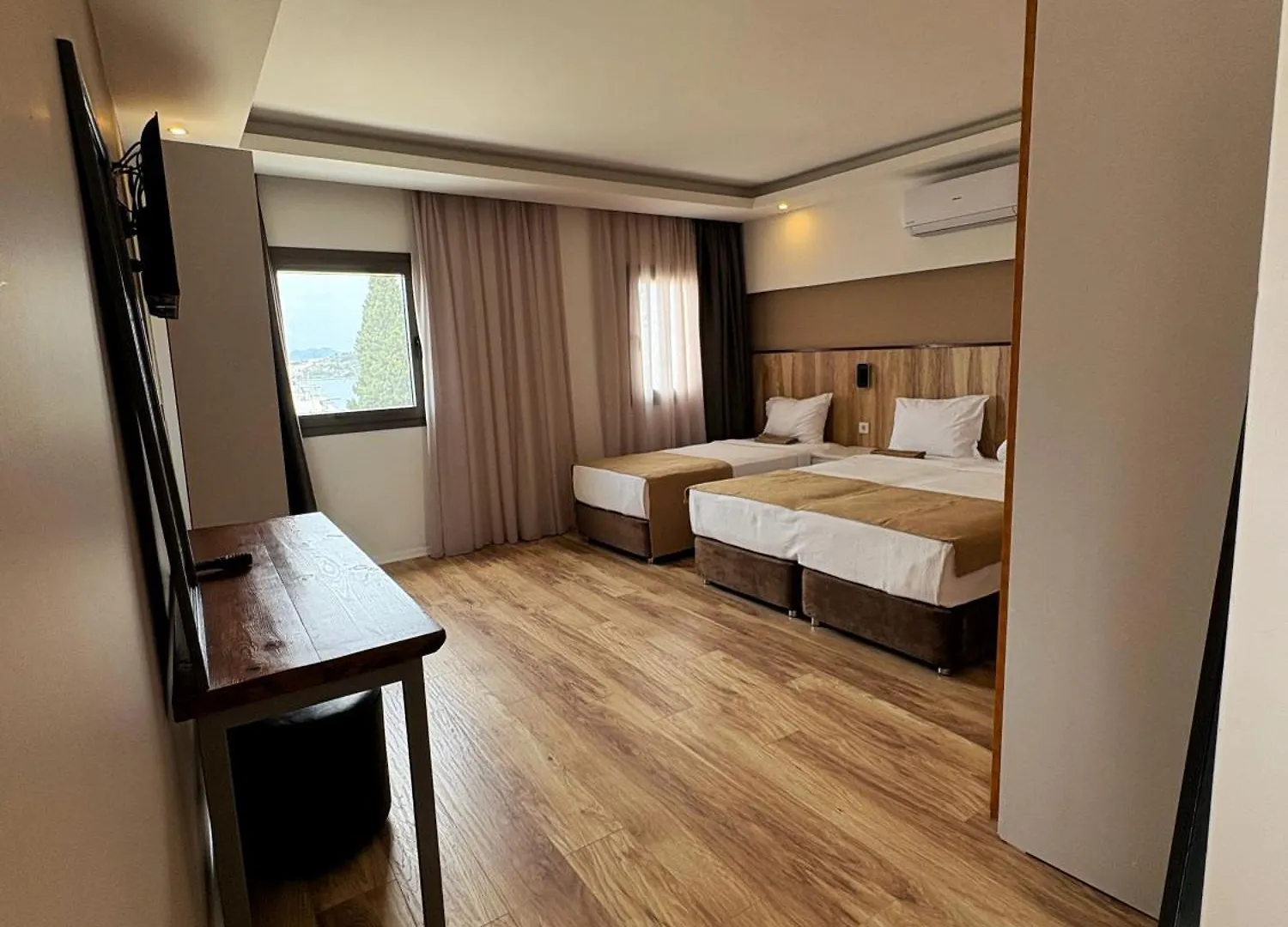 בודרום Loca Centre Hotel